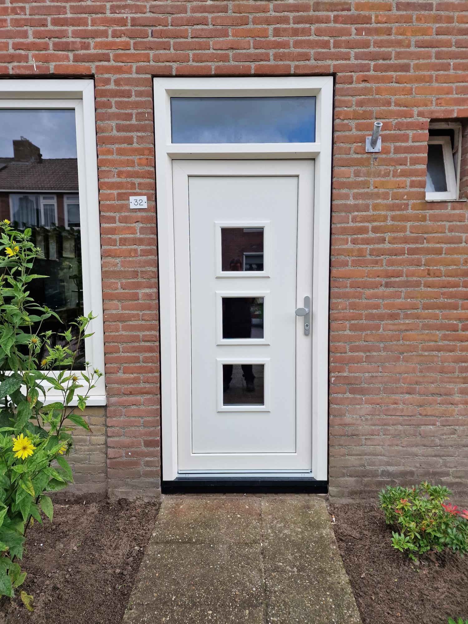 voordeur buitenaanzicht